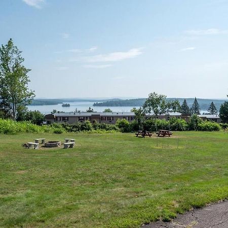 Cute Cedar Lodge Studio With Balcony & Lake Views! Laconia Exterior foto
